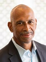 Pedro Noguera headshot