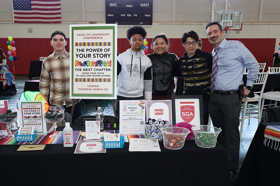 students at the Faces of Leadership table