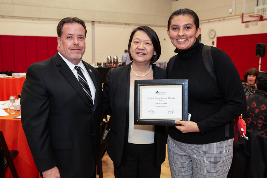 Scholarship Dinner BOnney, President Pam and Scholar