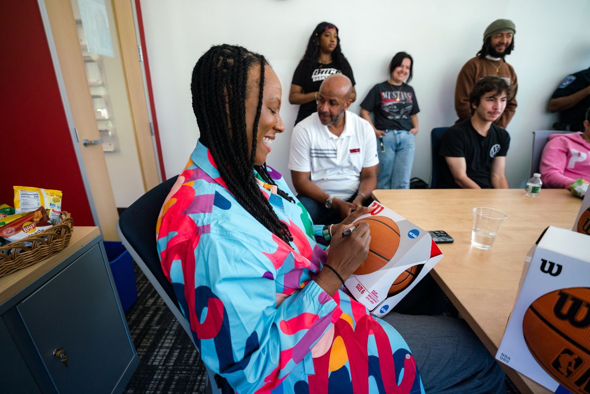 Featured news BHCC’s Compelling Conversations Speakers Series with Chamique Holdsclaw